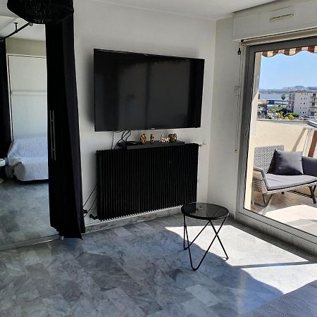 Superbe Appartement Plage Saint-Laurent Du Var Exteriér fotografie