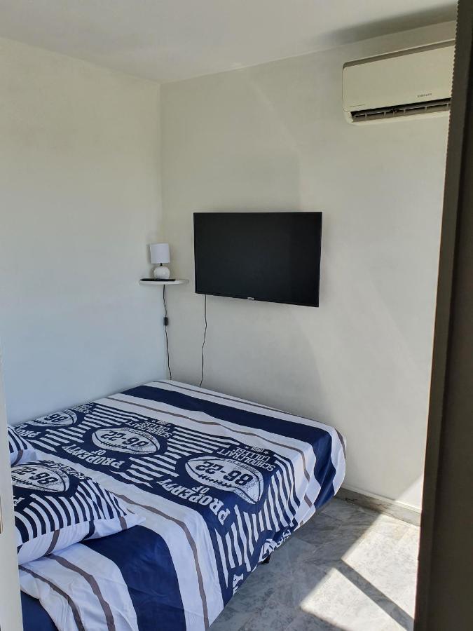 Superbe Appartement Plage Saint-Laurent Du Var Exteriér fotografie