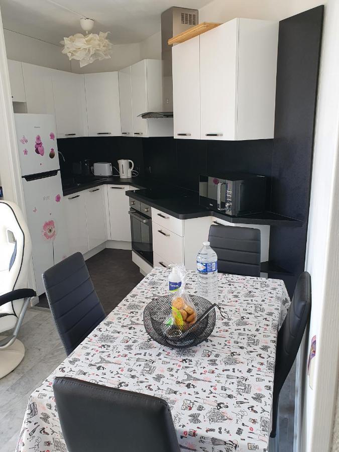 Superbe Appartement Plage Saint-Laurent Du Var Exteriér fotografie